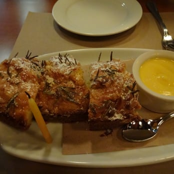 Chi Spacca - rosemary olive oil cake - Italian Near Me - Los Angeles, California Chi Spacca - rosemary olive oil cake - Italian Near Me - Los Angeles, California