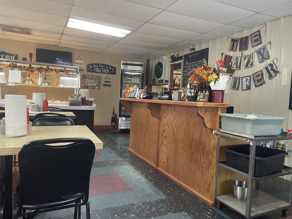 The Lazy Heifer Logo