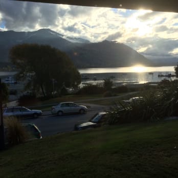 The Moorings - Studio room view (#1) - Hotels Near Me - Wanaka, AUK