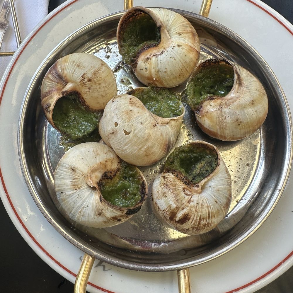 Café Varenne - Escargot - French Near Me - Paris, 75 Café Varenne - Escargot - French Near Me - Paris, 75