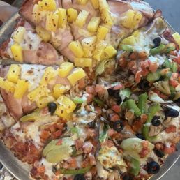 Half Hawaiian & Half Mt. Veggiemore!! Half Hawaiian & Half Mt. Veggiemore!!