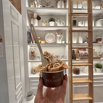 Bacio di Latte - Gelato Near Me - Newport Beach, California
