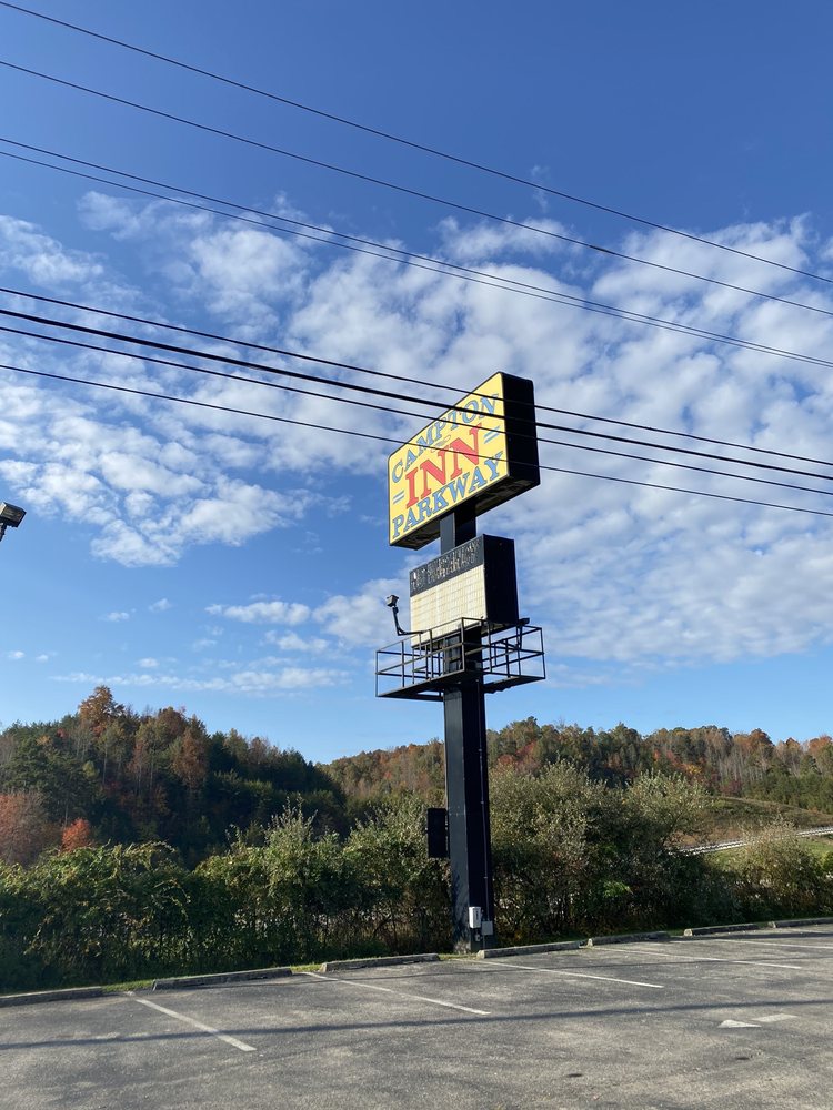 CAMPTON PARKWAY INN Updated September 2024 17 Photos 205 Quillins