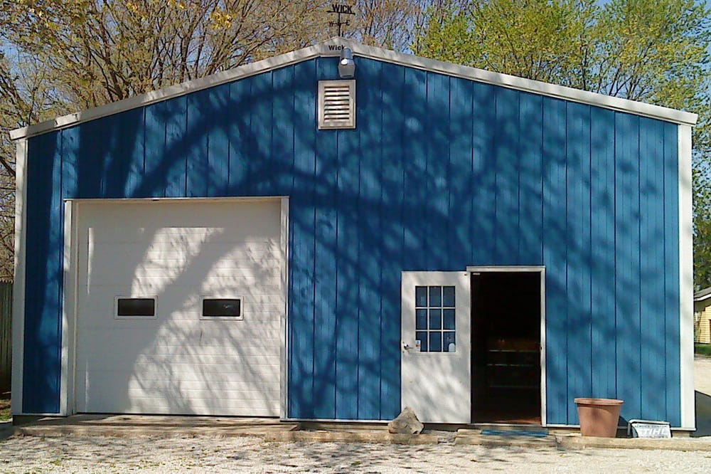 WAVELAND OUTDOOR POWER Updated August 2024 206 W Howard St