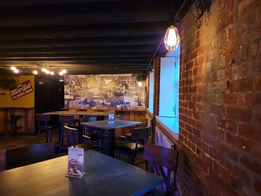 Sonder & Dram by null