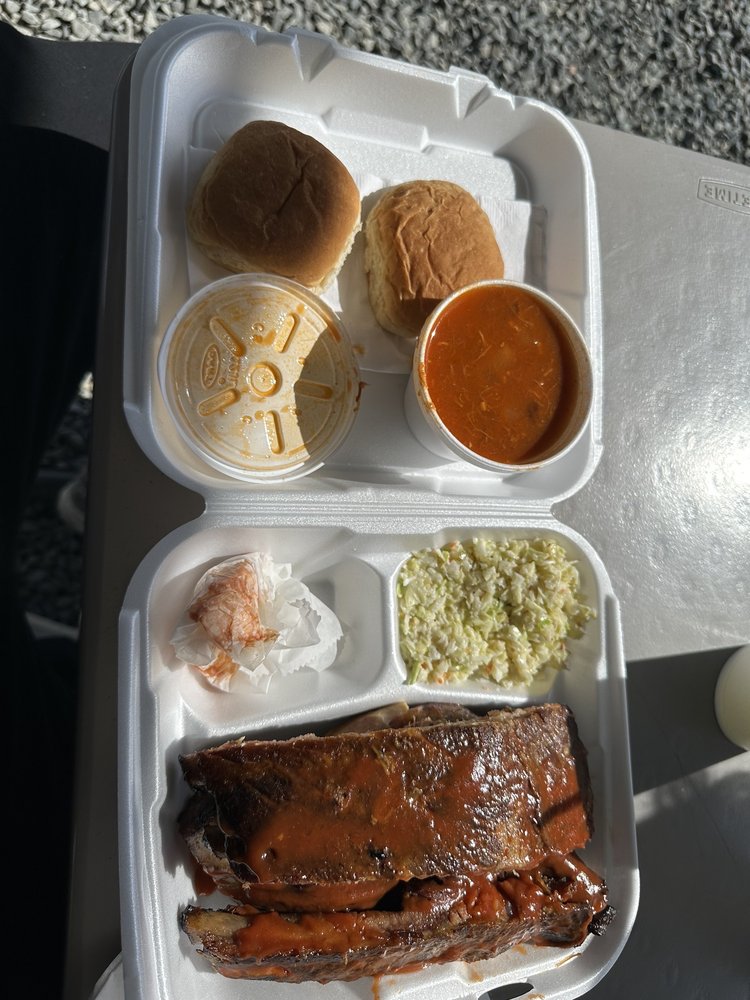K & L Bar B Q Logo