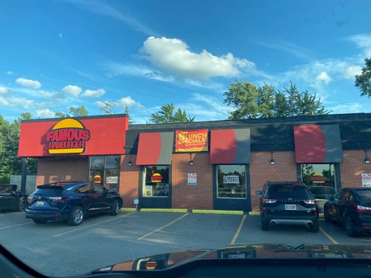 Famous Hamburger by null