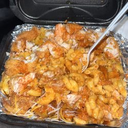 Chicken Scratch - hot honey mac fries