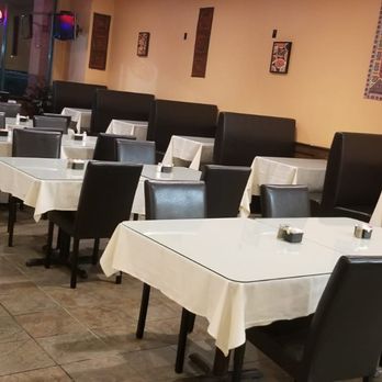 Chatpata Indian Restaurant - Cosy environment - Pakistani Near Me - Halfmoon, New York