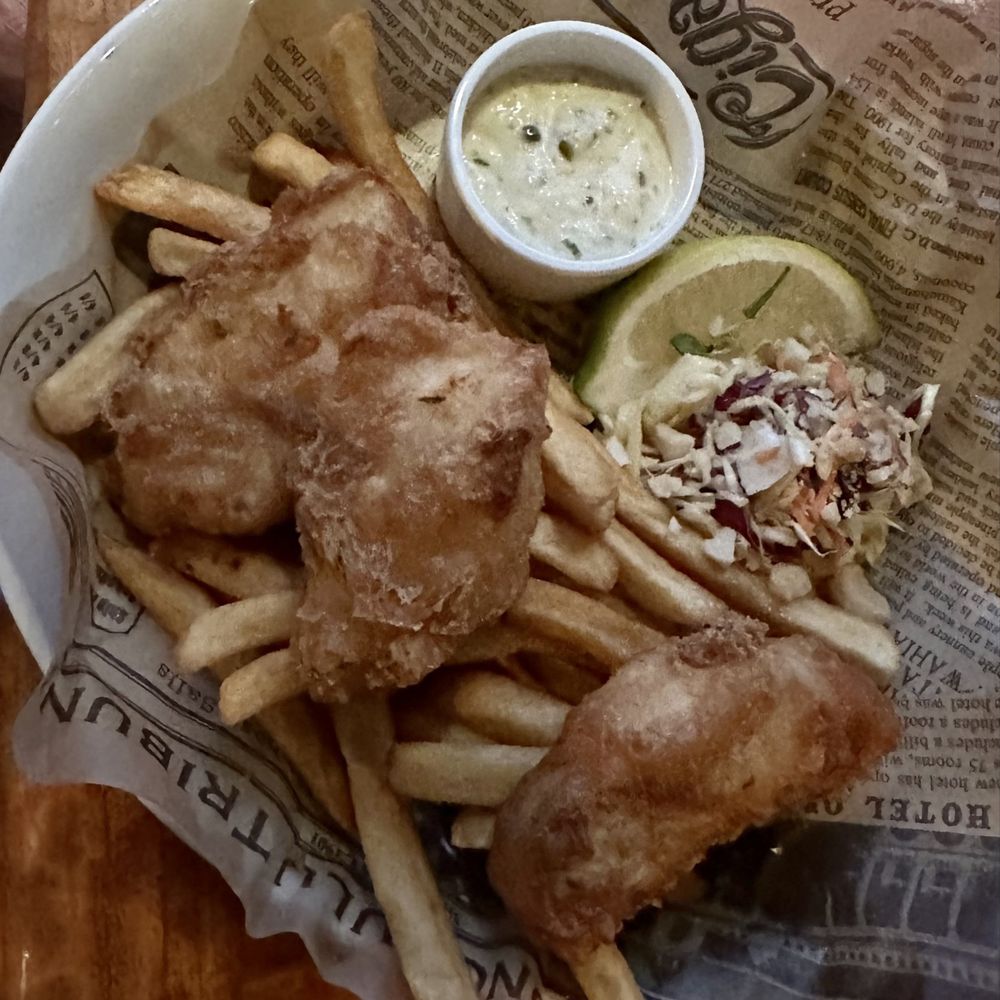 Keoki's Paradise - Fish & Chips - Seafood Near Me - Koloa, Hawaii