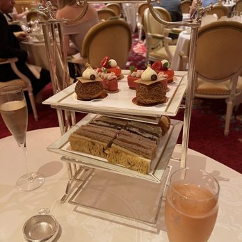 The Ritz London - Finger sandwiches and pastries - Hotels & Travel Near Me - London, XGL The Ritz London - Finger sandwiches and pastries - Hotels & Travel Near Me - London, XGL