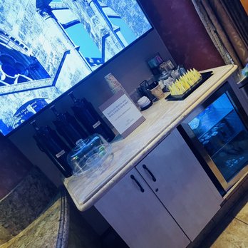 Spa Toscana - Beverage stand on 2nd floor - Day Spas Near Me - Reno, Nevada