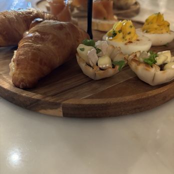 Fusion Cafe + Wine - Venues & Event Spaces Near Me - Honolulu, Hawaii