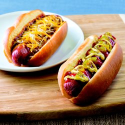 Petro's Chili and Chips - Petro's serves 100% all-beef black angus hot dogs with premium toppings.