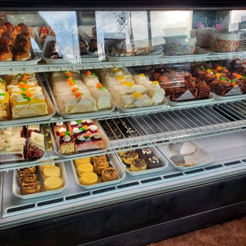 Mazzetti's Bakery - Inside - Bakeries Near Me - Pacifica, California Mazzetti's Bakery - Inside - Bakeries Near Me - Pacifica, California