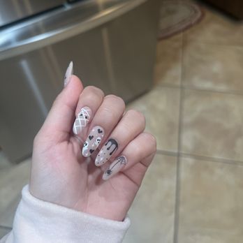 Pink Sky Nails & Spa - Nail Salons Near Me - Highland, California