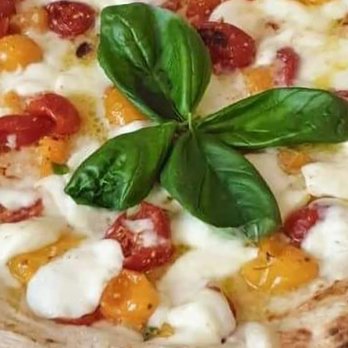 Naples 15 - Italian Near Me - Madison, Wisconsin
