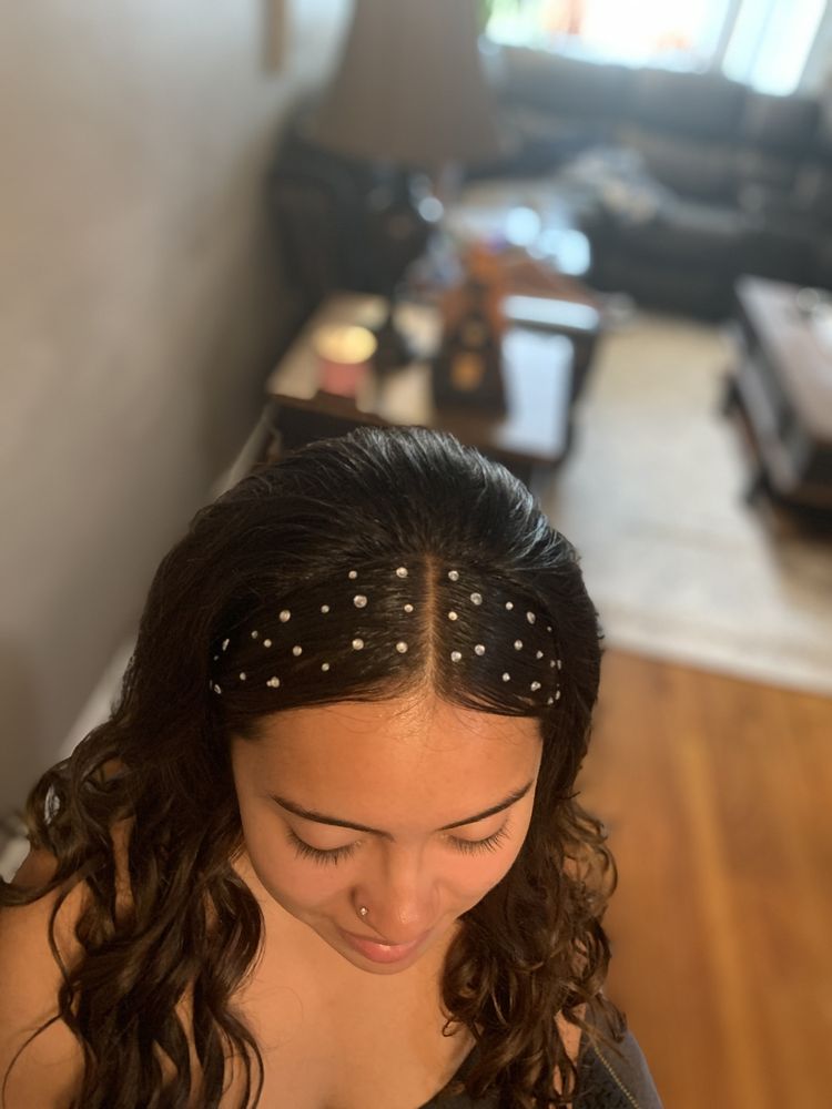 Reem Hair Stylist Logo