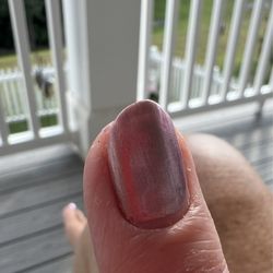Sindy's Nails and Spa 2 - Polish did not reach nail bed