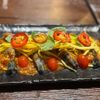 HEM Kitchen And Bar - Vietnamese Near Me - Houston, Texas HEM Kitchen And Bar - Vietnamese Near Me - Houston, Texas