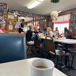 Peg's Countryside Cafe - Breakfast at Pegs!