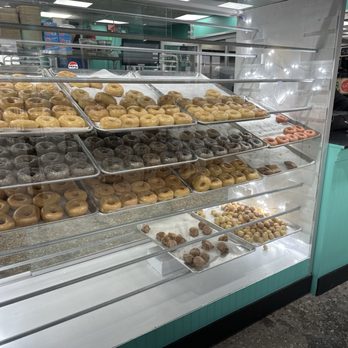 Big Dee'z Donuts & Cafe - Donuts Near Me - New Orleans, Louisiana Big Dee'z Donuts & Cafe - Donuts Near Me - New Orleans, Louisiana