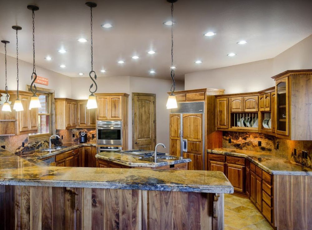 MARCE WILDMAN SHOW LOW REAL ESTATE 10 Photos 2450 S White