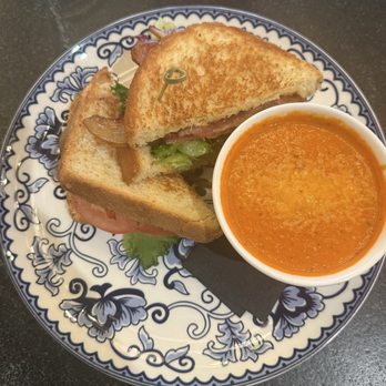 The Living Room - Rosemary BLT and Tomato Bisque - New American Near Me - Wesley Chapel, Florida