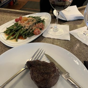 Old Hickory Steakhouse - Filet with Green Beans - Steakhouses Near Me - Nashville, Tennessee Old Hickory Steakhouse - Filet with Green Beans - Steakhouses Near Me - Nashville, Tennessee