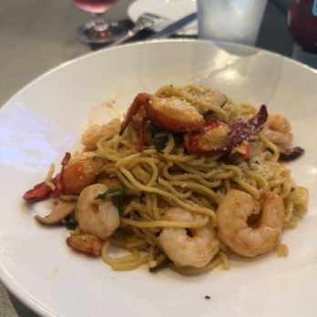 Yard House - Lobster Garlic Noodles - New American Near Me - Elk Grove, California Yard House - Lobster Garlic Noodles - New American Near Me - Elk Grove, California