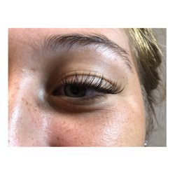 Kat Eyes Lash Studio
