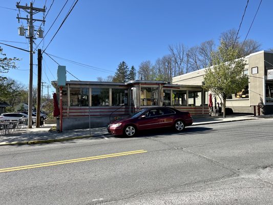 Oakhurst Diner by null