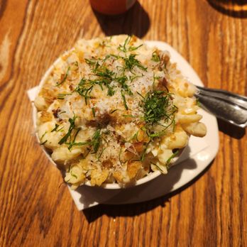 Taylor Shellfish Farms - Crab mac and cheese - Seafood Near Me - Seattle, Washington Taylor Shellfish Farms - Crab mac and cheese - Seafood Near Me - Seattle, Washington