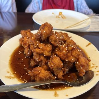 Win Thai Cuisine - Orange chicken - Halal Near Me - Anaheim, California Win Thai Cuisine - Orange chicken - Halal Near Me - Anaheim, California