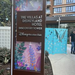 Disney Vacation Club Discovery Tower. Disney Vacation Club Discovery Tower.