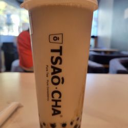Tsaocaa - Ruby milk black tea (L) 30% sugar, no ice