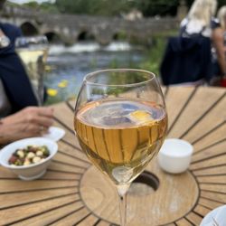 Moulin de l'Abbaye Relais et Châteaux - Champagne Cocktail