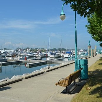 Reef Point Marina - Marinas Near Me - Racine, Wisconsin Reef Point Marina - Marinas Near Me - Racine, Wisconsin