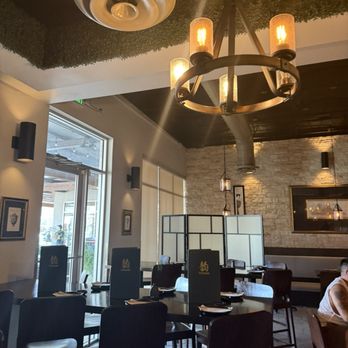Tatsumi Sushi - Sushi Bars Near Me - Austin, Texas