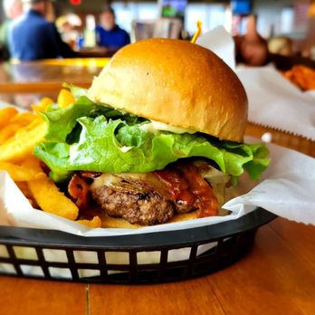 Blarney Stone - Blarney Burger w/ cheese & bacon - Pubs Near Me - Syracuse, New York