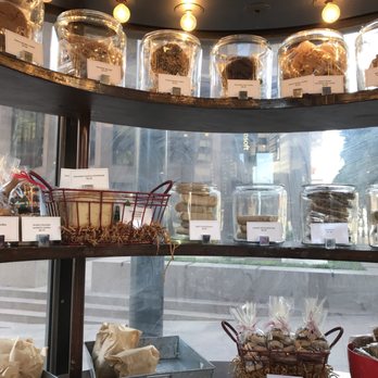 Batter Bakery - Cute kiosk - Bakeries Near Me - San Francisco, California