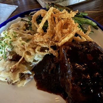 Bosscat Kitchen & Libations - New American Near Me - Irvine, California