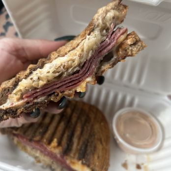808 Deli - Rueben - Delis Near Me - Kihei, Hawaii 808 Deli - Rueben - Delis Near Me - Kihei, Hawaii