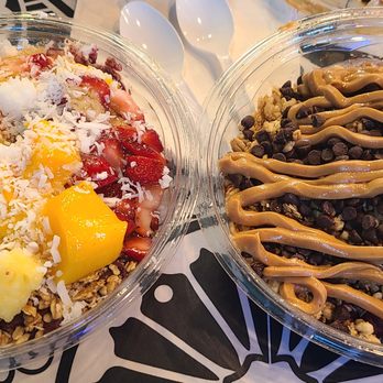 On Pointe Power Bowls - a variety of toppings - Acai Bowls Near Me - Wilmington, North Carolina On Pointe Power Bowls - a variety of toppings - Acai Bowls Near Me - Wilmington, North Carolina