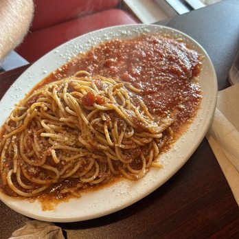 Aspendos Italian Cuisine - Chicken Parmigiana Pasta - Italian Near Me - Jacksonville, Florida Aspendos Italian Cuisine - Chicken Parmigiana Pasta - Italian Near Me - Jacksonville, Florida