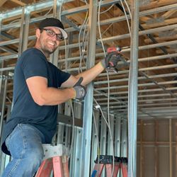 Bundren Mark Electric - Mark Bundren Electrician