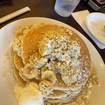 Kihei Caffe Lahaina - Pancake with Mac nut and bananas - Breakfast & Brunch Near Me - Lahaina, Hawaii Kihei Caffe Lahaina - Pancake with Mac nut and bananas - Breakfast & Brunch Near Me - Lahaina, Hawaii