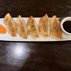 Sun Asian Bistro - 4. Gyoza