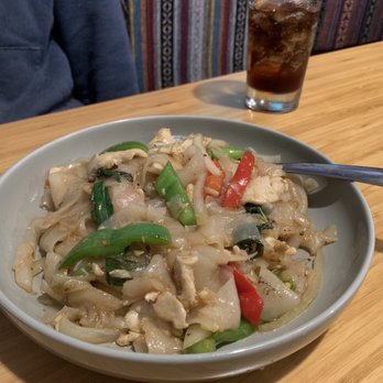 Nawa Thai - Drunken Noodle - Thai Near Me - Manhattan Beach, California Nawa Thai - Drunken Noodle - Thai Near Me - Manhattan Beach, California