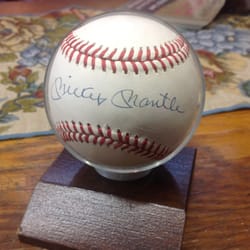 Autographed by one of the most successful New York Yankee center fielder and first baseman in Major League Baseball.